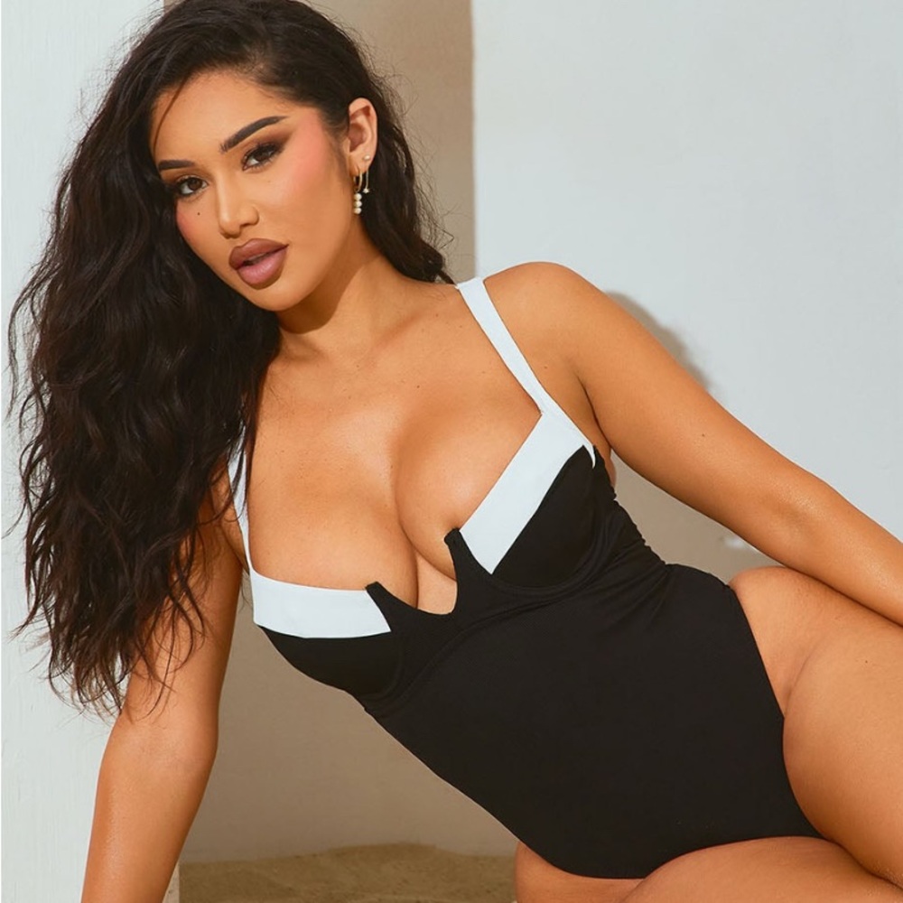 Fashion Nova Black and White One Piece Swimsuit